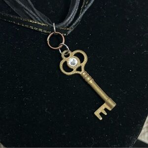 Golden key rhinestone handmade necklace